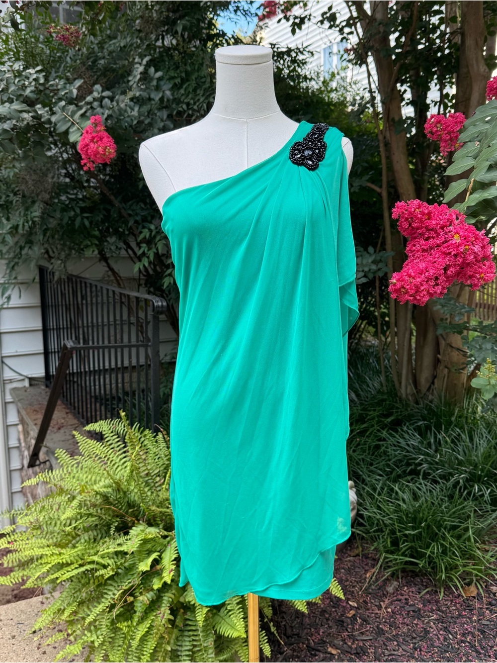 Vintage Sweet Storm One-Shoulder Teal Dress with Black Beaded Accent